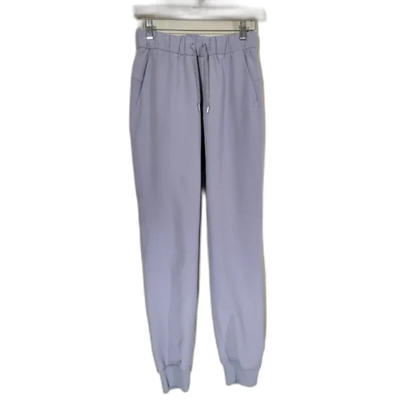 Lululemon Liliac Women's Joggers - sz 2 - Picture 1 of 6